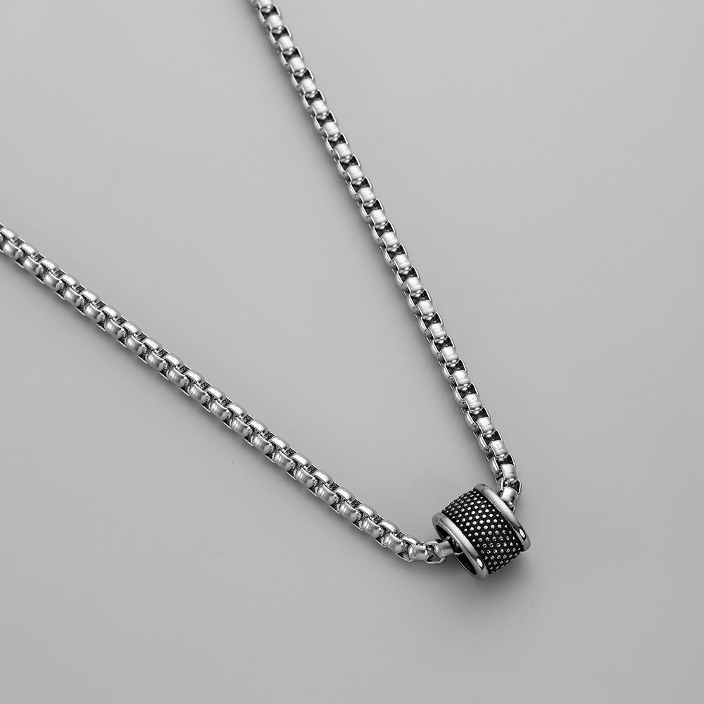 Alloy necklace